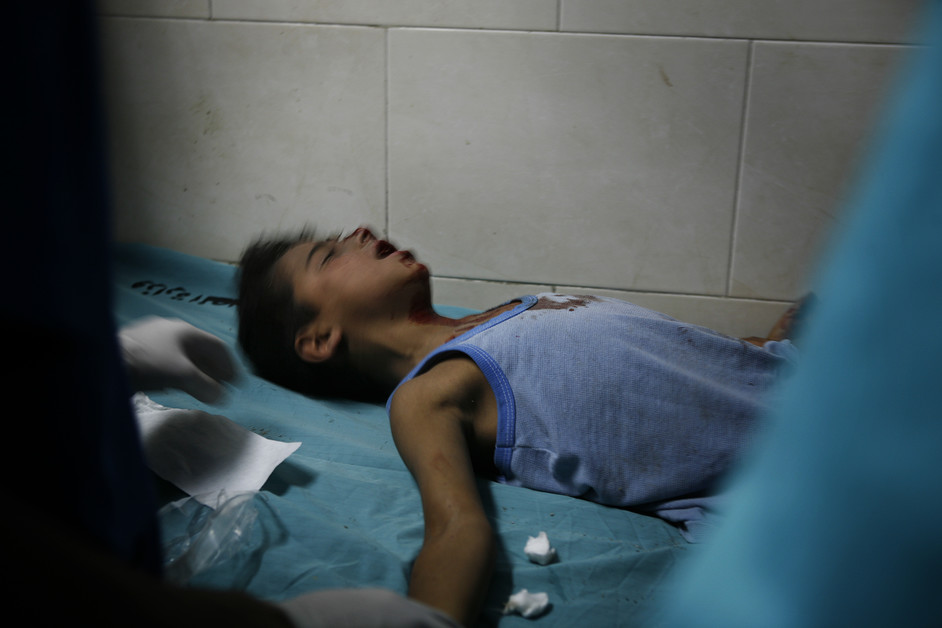 21 Julai - Hospital Al-Aqsa di Deir al-Balah telah beberapa kali diserang pada awal pagi. Lima terkorban dalam serangan tersebut dan 70 lagi pesakit tercedera sebelum mereka berjaya dipindahkan keluar dari hospital. Hospital tersebut berfungsi sepenuhnya sebelum diserang.