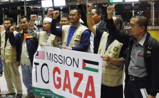KLIA Sepang - bermulanya perjalanan 8 relawan Malaysia ke Istanbul untuk bergabung dengan ratusan aktivis kemanusiaan antarabangsa dengan matlamat untuk meruntuhkan embargo haram Zionis ke atas Gaza sekaligus membuka mata masyarakat dunia tentang penderitaan di Gaza.