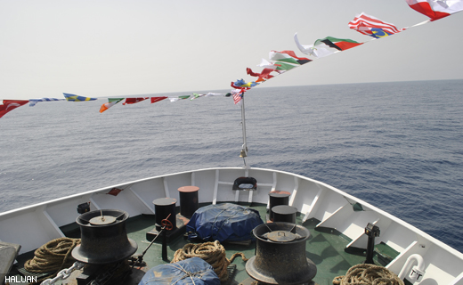 Mavi Marmara belayar ke Mediterranean dan akan menunggu kapal-kapal lain berdekatan perairan Cyprus.