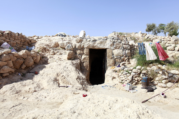 1,500 penduduk Palestin tinggal di dalam gua di Masafer Yatta, meneruskan tradisi yang dikatakan terkait hingga ke zaman Nabi Ibrahim AS.