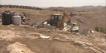 Tentera Zionis musnahkan rumah-rumah di Khan al-Ahmar