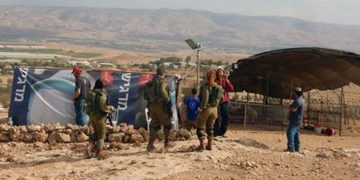 Rejim Zionis mula mengukur tanah di Lembah Jordan