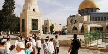 Puluhan pendatang Yahudi bebas berlegar di perkarangan Masjid al-Aqsa