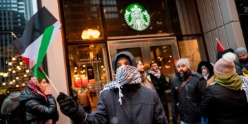 Starbuck Asia Barat Hentikan 2000 Pekerja