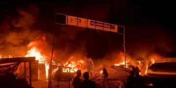 Israel Bom Kem Pelarian di Rafah